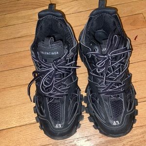 balenciaga track 2